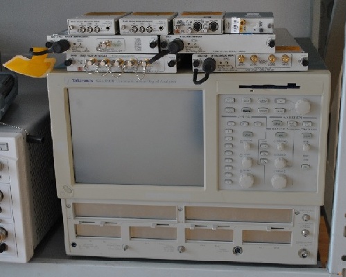 80A02 泰克Tektronix 80A02 EOS/ESD 保護模塊