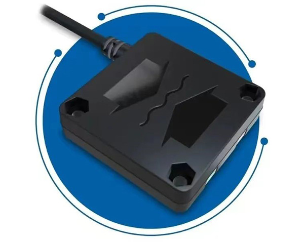 堡盟PL240電容式傳感器，挑戰(zhàn)復(fù)雜環(huán)境實(shí)現(xiàn)點(diǎn)物位測(cè)量